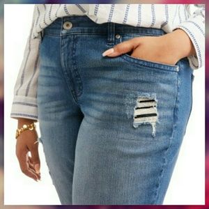 Women's Plus Size Boyfriend Jean